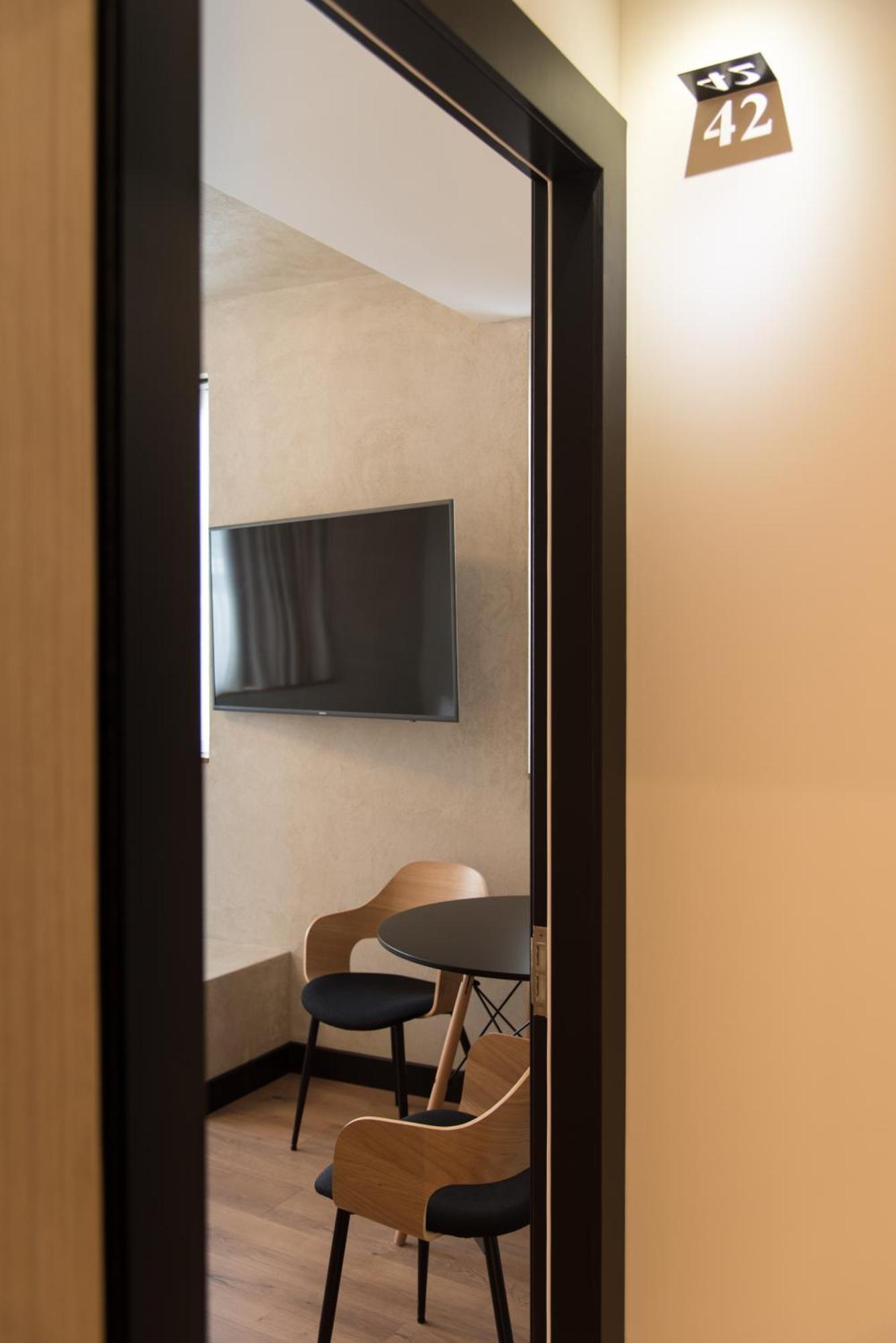 Aparthotel Athensowl Zewnętrze zdjęcie